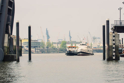 MS Wohdorf - Einzug in den Sandtorhafen in Hamburg 2017